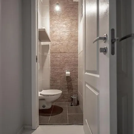 Appartement Valeri Aprtment à Kaunas Extérieur photo